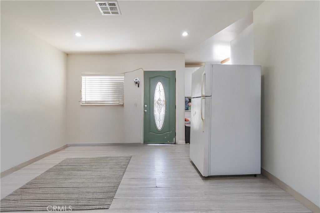 421 E 65th
