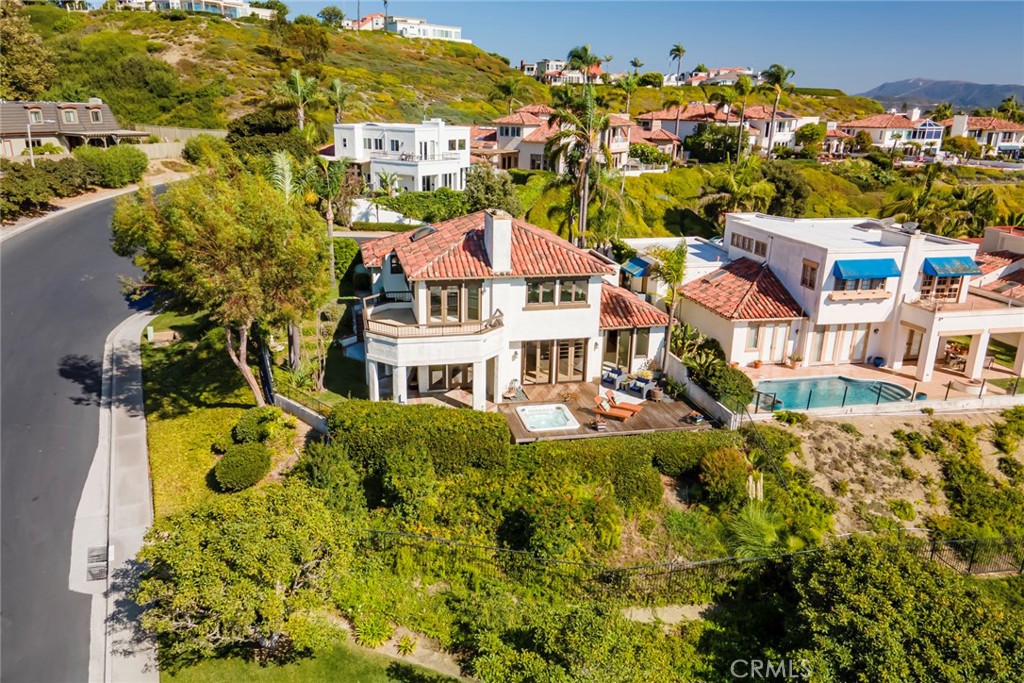 561 Avenida Del Verdor