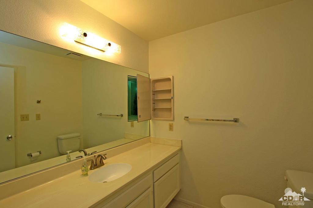 Rancho Las Palmas C. - Residential Lease