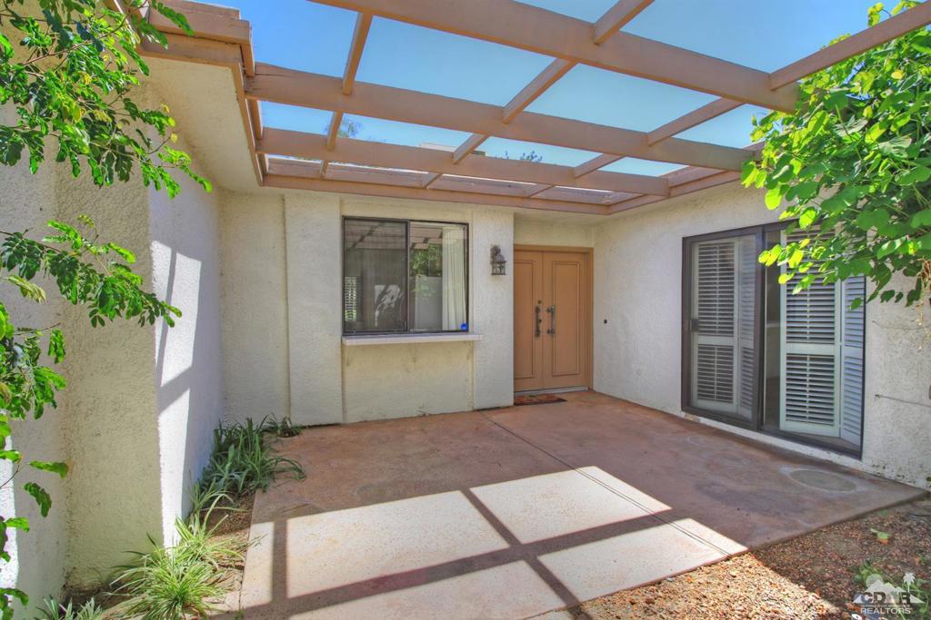 Rancho Las Palmas C. - Residential Lease