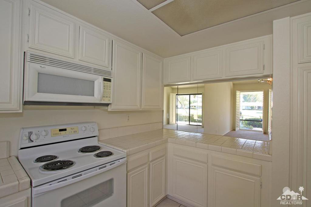 Rancho Las Palmas C. - Residential Lease