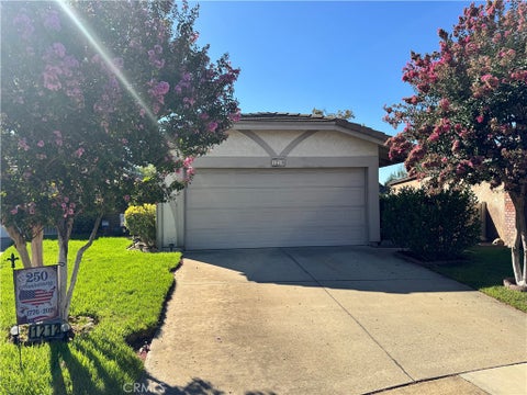 Photo of 1218 Tamarisk CIR, Upland, CA 91784 (MLS # CV26192543)