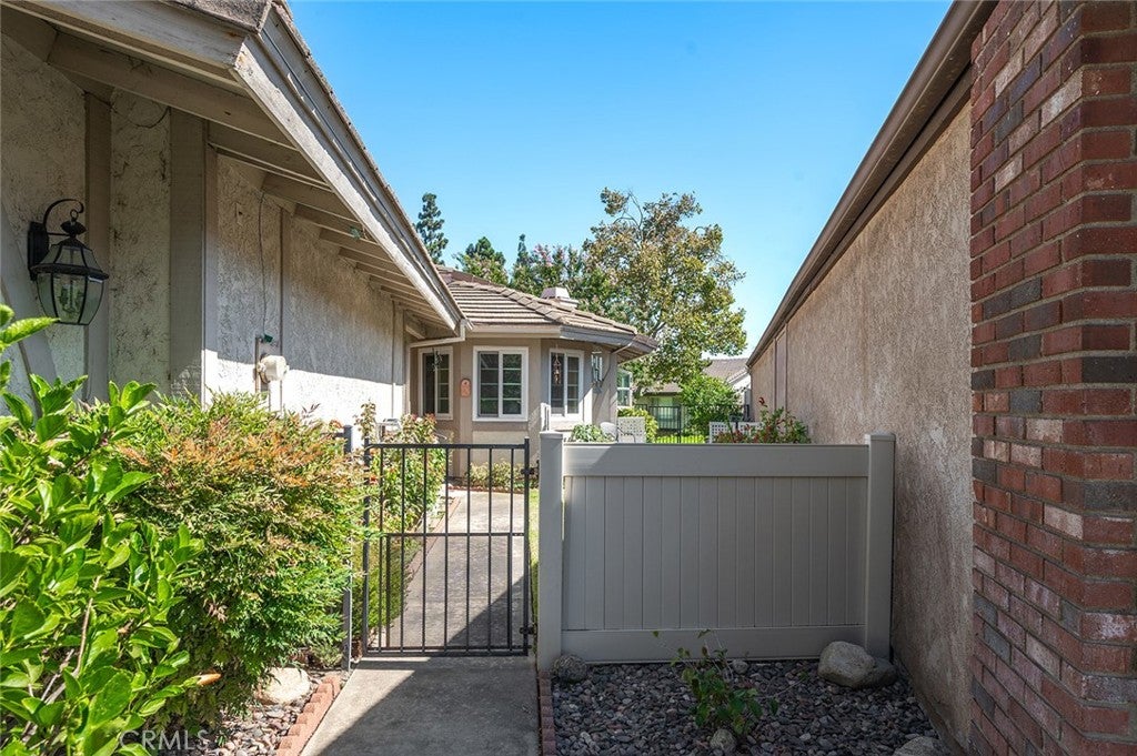1218 Tamarisk