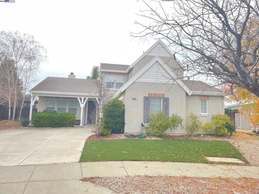 Built in 2002. Offers 4 bedrooms, 3bathrooms. Approx. 2,214 sqft of living on 7,932 sqft huge lot.   One bedroom and one full bathroom downstairs. Big family room opens to large eat-in kitchen with granite slab countertops and stainless appliances. Island and pantry, water filter. Huge master bedroom, big walk-in closet. Separate master tub and shower room. Central A/C & heating.  Newer Solar can save your PG&E bill. Huge lot with gated pool. Newer artificial grass front yard. No Rear Neighbors. Close to school, shopping, parks and golf courses. Easy access to the highway and BART… Washer, dryer & refri. And water filter are Included. Apply with RentSpree https://apply.link/Zgi-VQ0