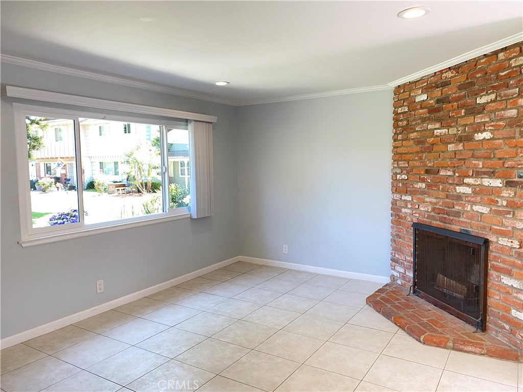 Properties 10107 Holburn