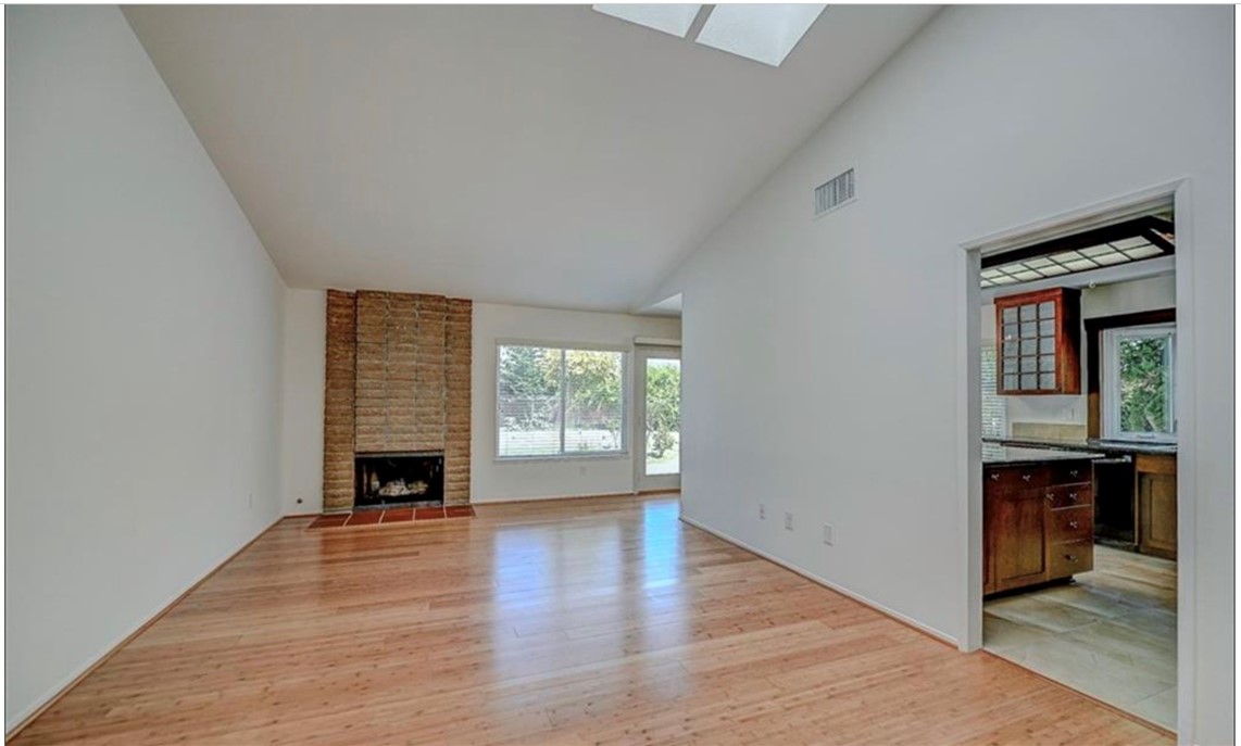 5411 Glenstone