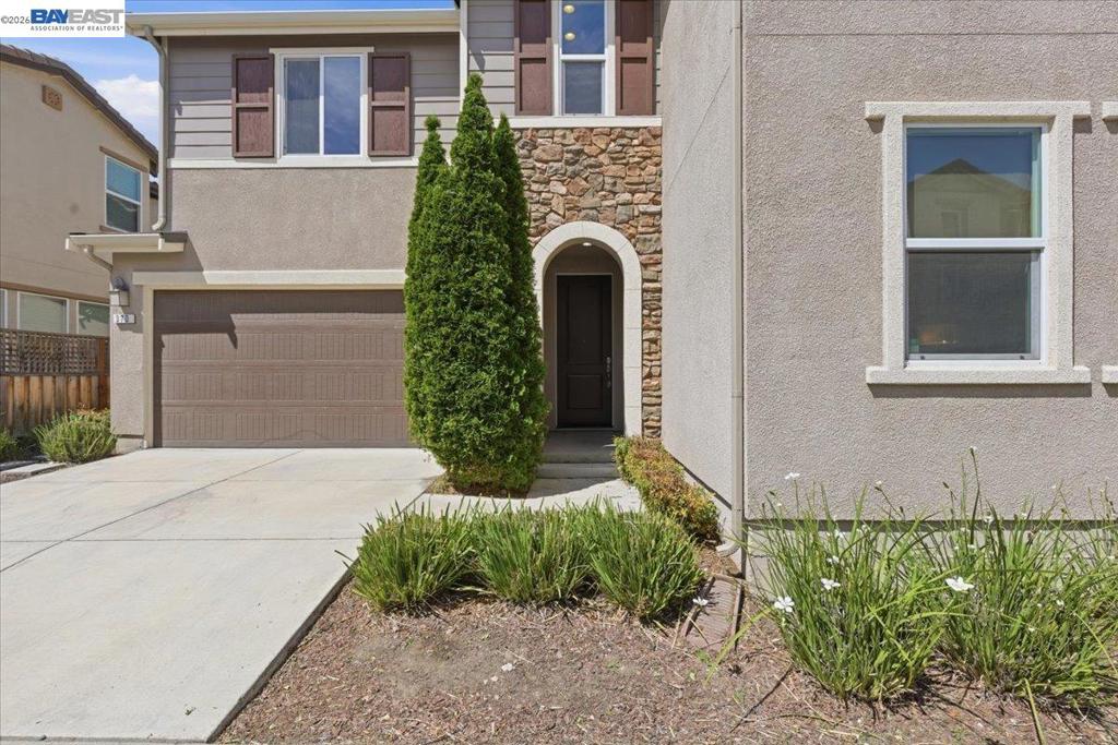 370 Misty Cir