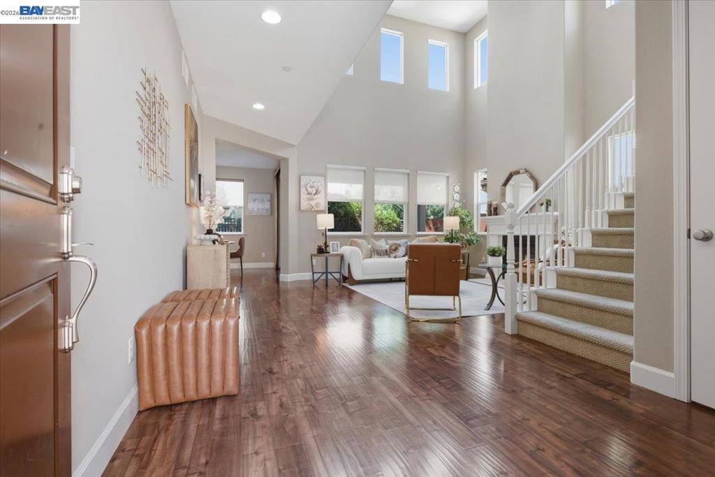370 Misty Cir