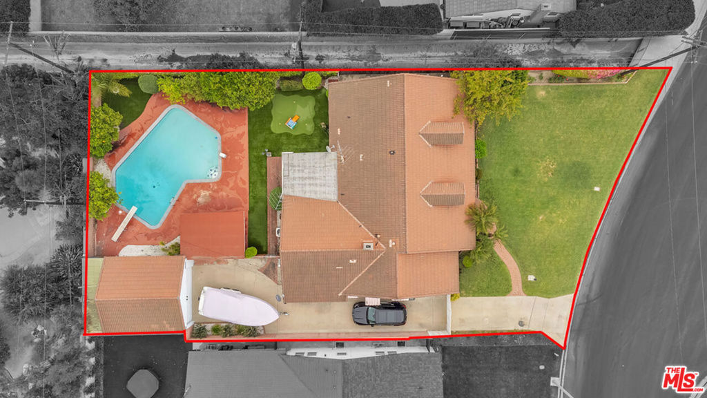 9433 Dacosta Street