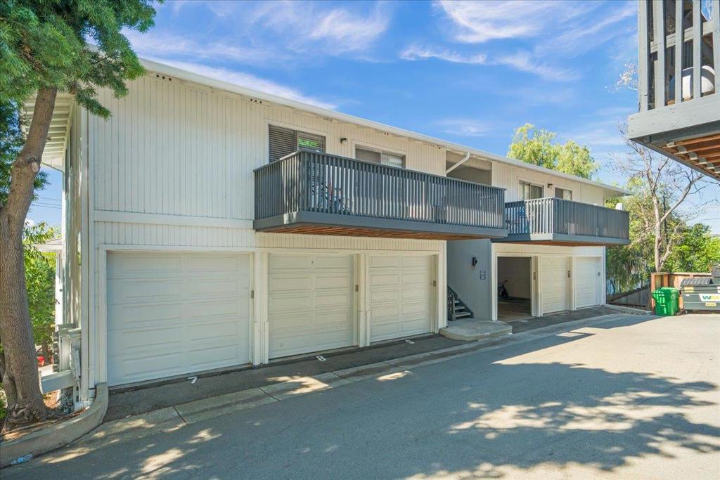 16424 Foothill Boulevard
