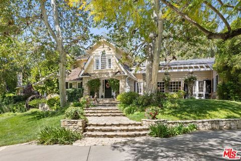 4535 Vanalden Avenue Tarzana CA 91356