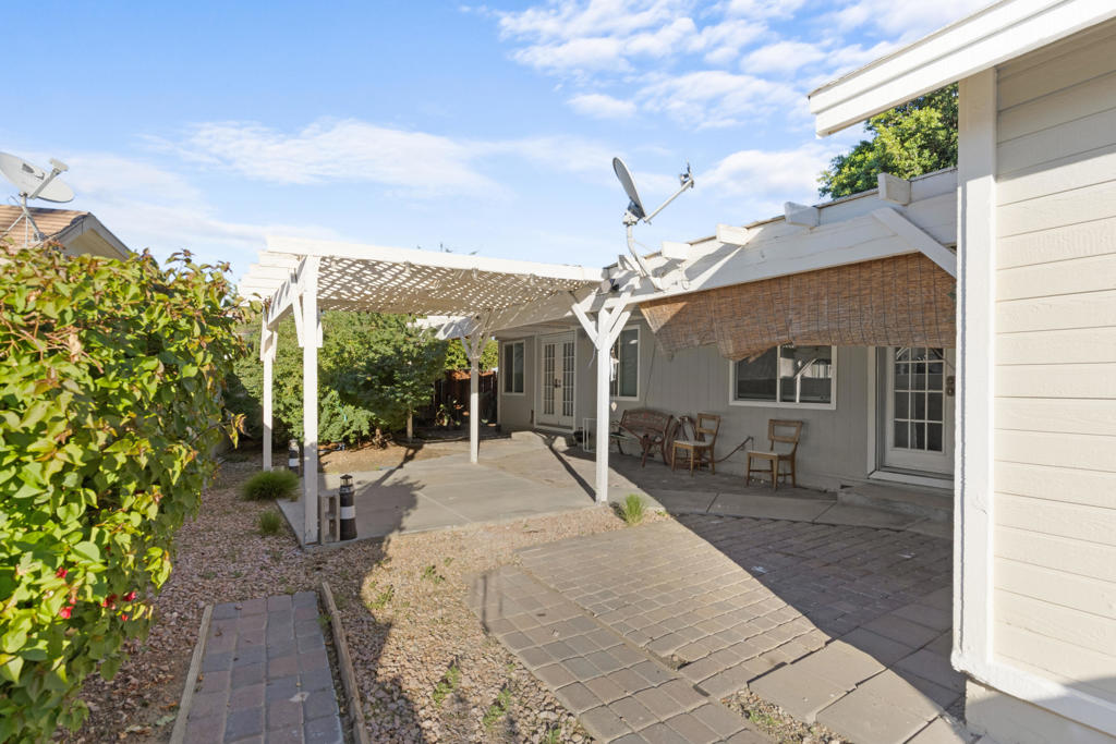 Sunny Side Estates - Residential Lease