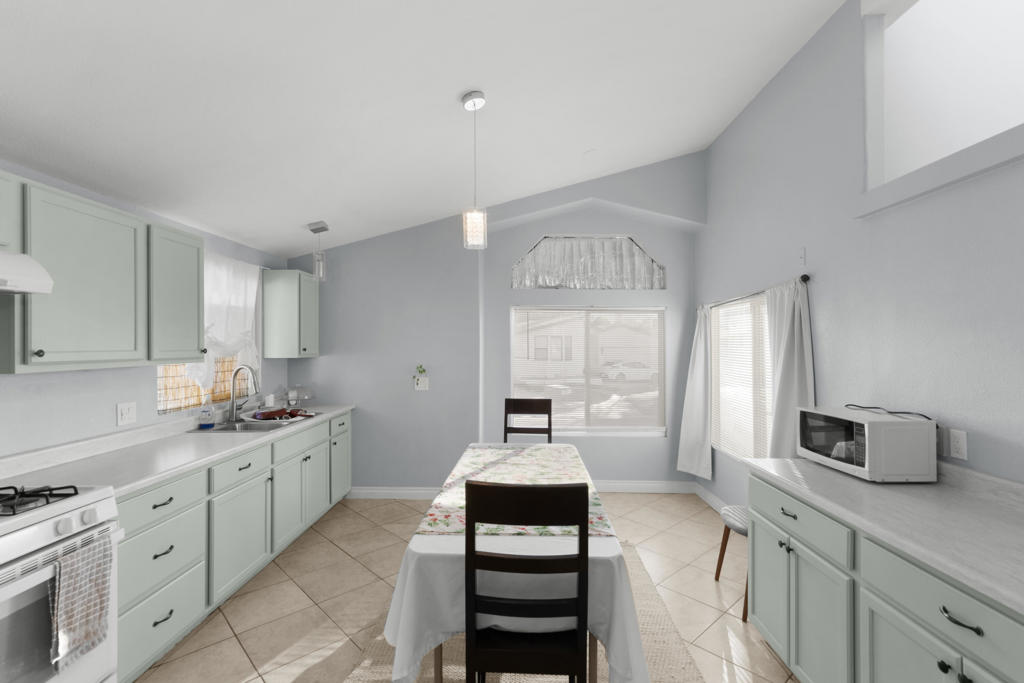 Sunny Side Estates - Residential Lease