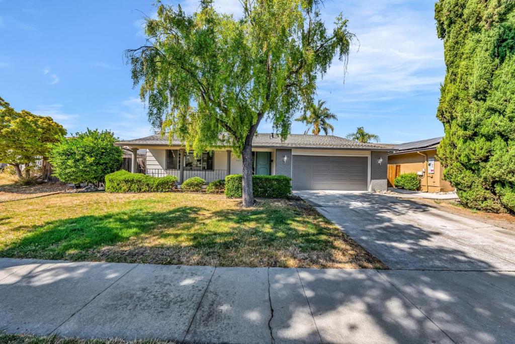 Welcome to 5665 Comanche Drive, a spacious 1,686 sq ft single-story home on a 6,262 sq ft lot in San Jose's desirable Blossom Valley neighborhood. This 3-bedroom, 2-bath home features vaulted ceilings with exposed beams, an open-concept living and dining area, and abundant natural light throughout. Highlights include an attached 2-car garage, wide driveway, and a generous backyard ideal for entertaining, gardening, or future expansion. Conveniently located near Comanche Dr and Calero Rd with easy access to Highways 85, 87, and 101. Quick commute to major employers like Apple, Adobe, Netflix, and Kaiser Permanente. Close to shopping, dining, parks, and trails. A fantastic opportunity to own in a well-connected South San Jose location.