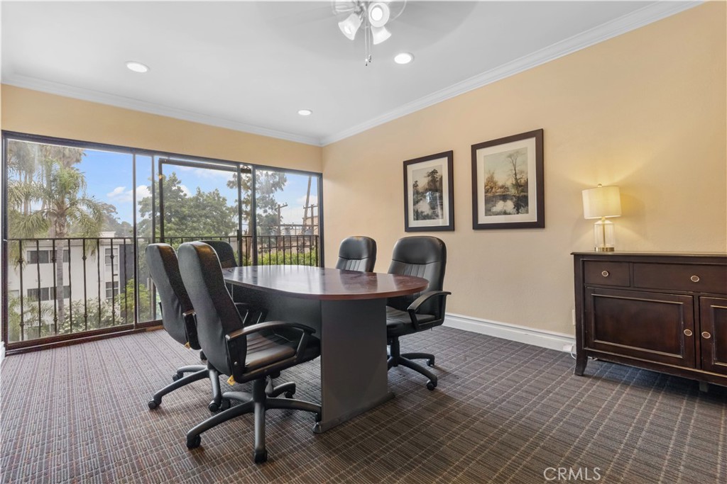 15344 weddington street 304