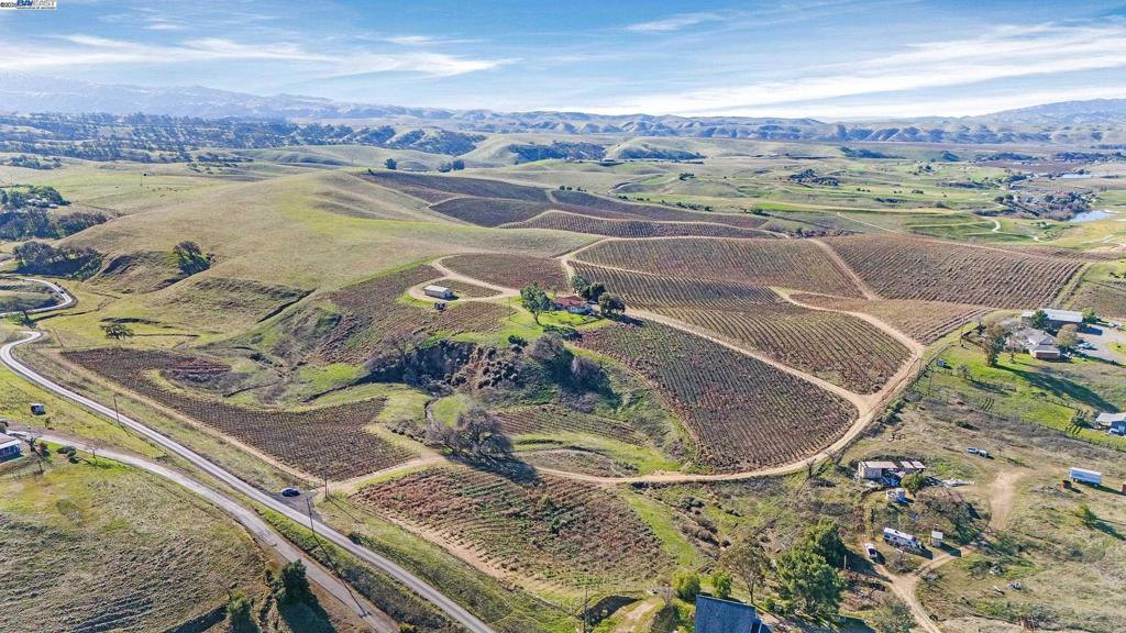 SOUTH LIVERMORE - Residential
