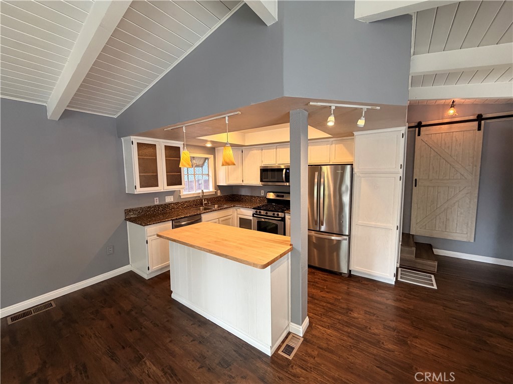 31014 Glen Oak Drive