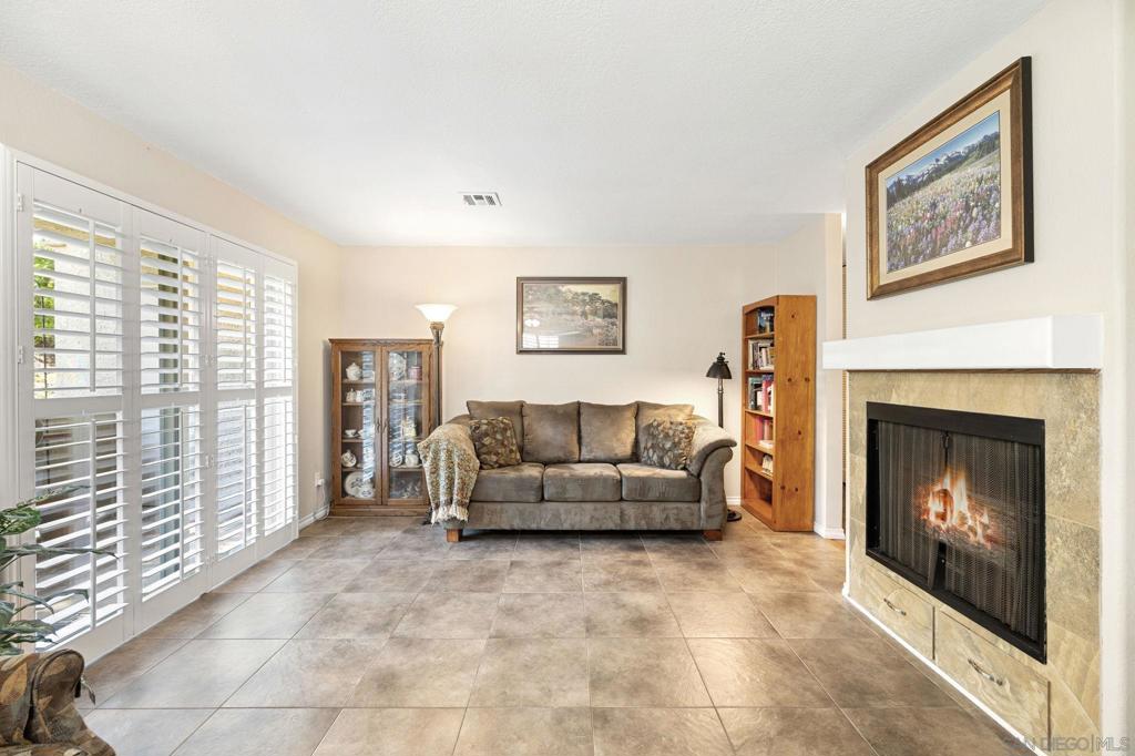 10309 Azuaga St 37