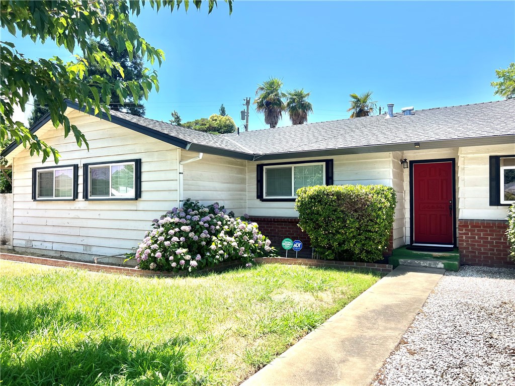 Welcome to this charming ranch style 4-bedroom, 2-bath home nestled in one of north Merced’s more desirable and established neighborhoods. Set on an extra-large lot, this spacious property offers over 2,300 sq. ft. of well-designed living space—perfect for growing families or those who love to entertain. This home is in close proximity to UC Merced, Merced Community College and Mercy Hospital.
Enjoy the peaceful ambiance of a quiet street while being just steps away from Bear Creek. Easy access to the bike path to ride or walk and enjoy nature. The home boasts a bright and functional layout, generous bedrooms, and ample room both inside and out for your lifestyle needs. A cozy fireplace is located in the spacious living room. Extra features include a wet bar and whole house fan.
Whether you’re hosting gatherings, enjoying a quiet evening on the patio, or gardening in the expansive backyard, this property provides the perfect backdrop for it all. A rare opportunity in a sought-after location—don’t miss your chance to make it yours!