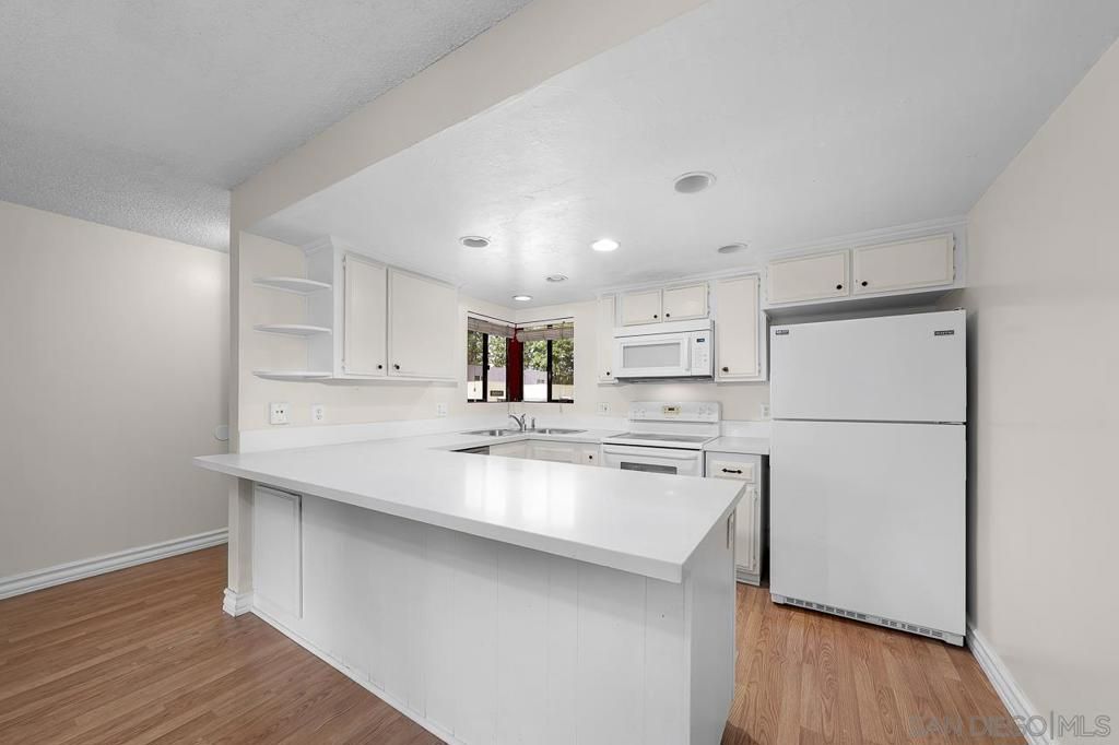 Photo of 1257 E Grand Ave Ave #D, Escondido, CA 92027 (MLS # 250042228SD)