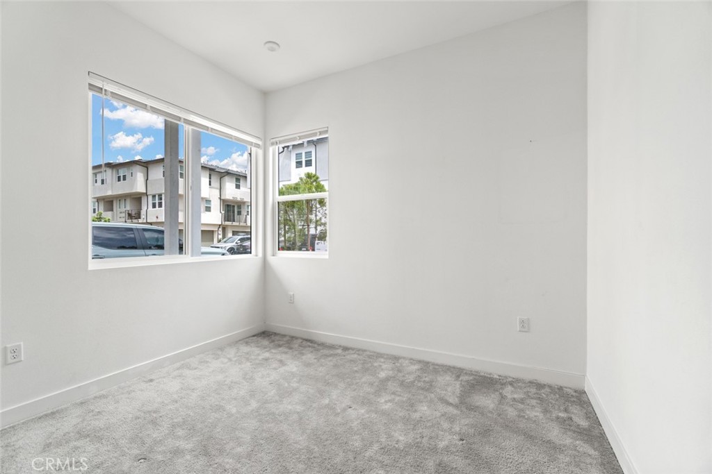 1302 W Bushell Street