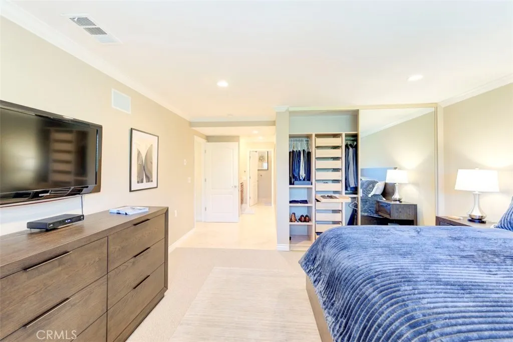 Laguna Woods, California 92637, United States, 3 Bedrooms Bedrooms, ,2 BathroomsBathrooms,Residential,Active,167807