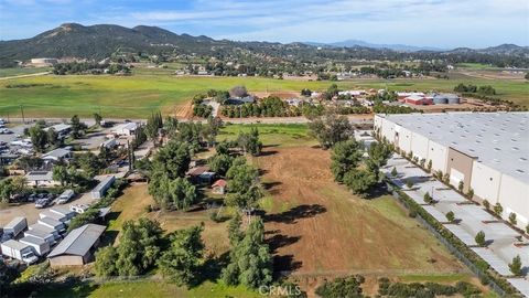 33780 Zeiders Menifee CA 92584