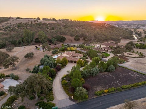 Tiny photo for 2325 Warm Springs LN, Templeton, CA 93465 (MLS # NS26207017)