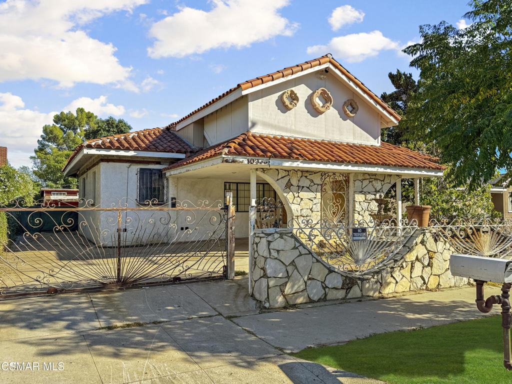 10956 Columbus Avenue