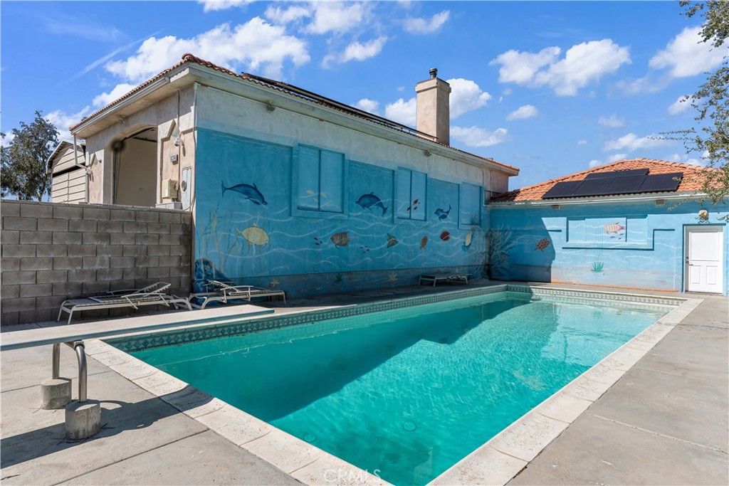 10234 10234 Clover Drive