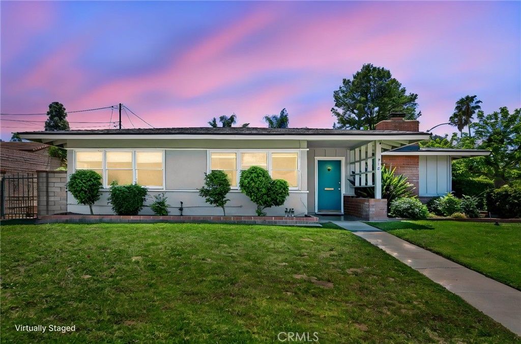 Photo of 212 Barret Road, Riverside, CA 92507 (MLS # IV26093175)