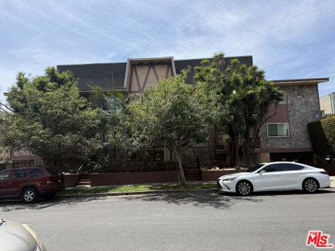 Photo of 1849 Greenfield Avenue #106, Los Angeles, CA 90025 (MLS # 26916911)