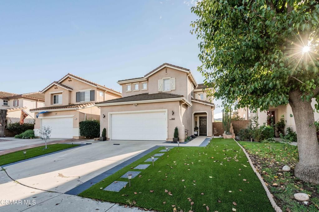 Photo of 969 Roldan Avenue, Simi Valley, CA 93065 (MLS # 225005679)