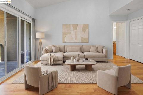 Photo of 175 Sierra DR DR #APT 303, Walnut Creek, CA 94596 (MLS # 41136969)
