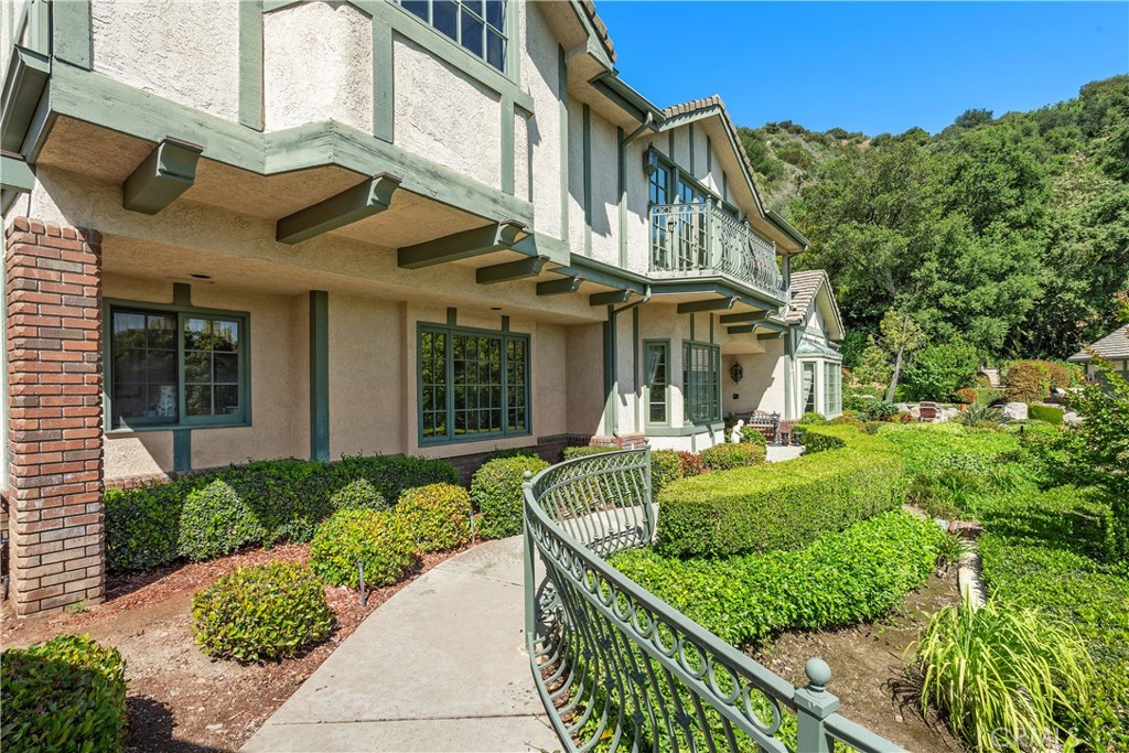 1170 N Englewild Dr.