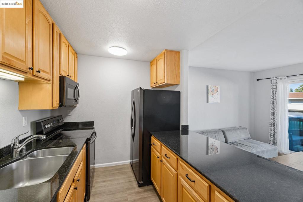 GREENWOOD CONDOS - Residential