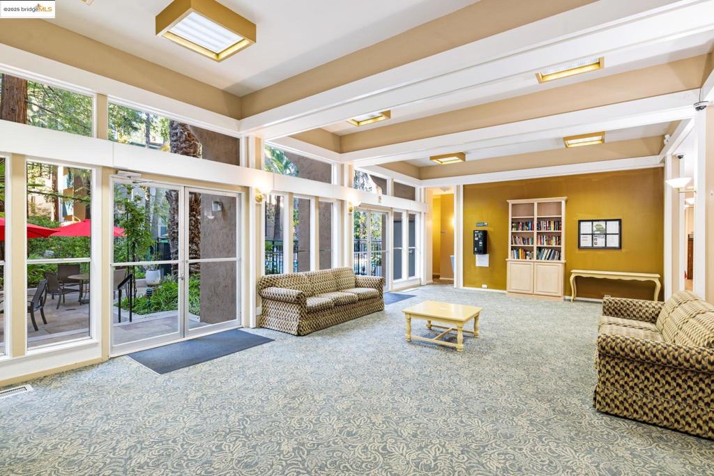 GREENWOOD CONDOS - Residential