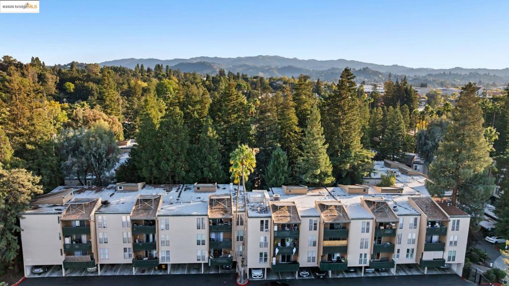 GREENWOOD CONDOS - Residential