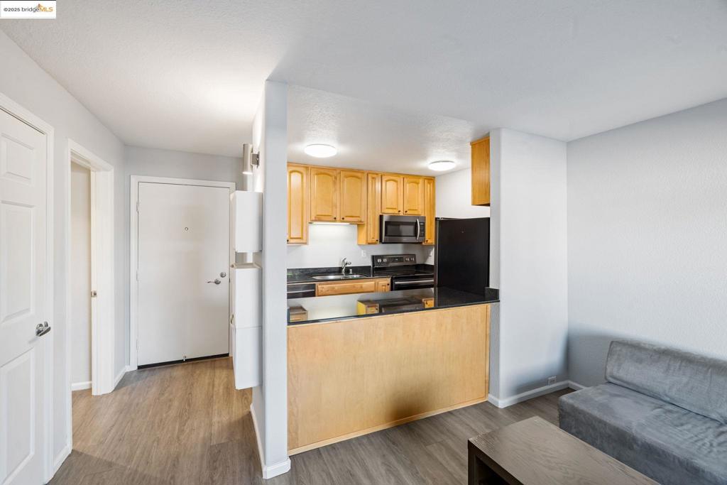 GREENWOOD CONDOS - Residential