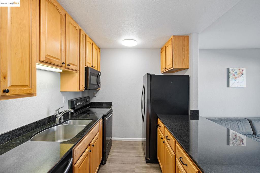 GREENWOOD CONDOS - Residential