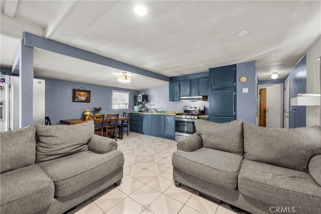 18540 Soledad Canyon Road 34