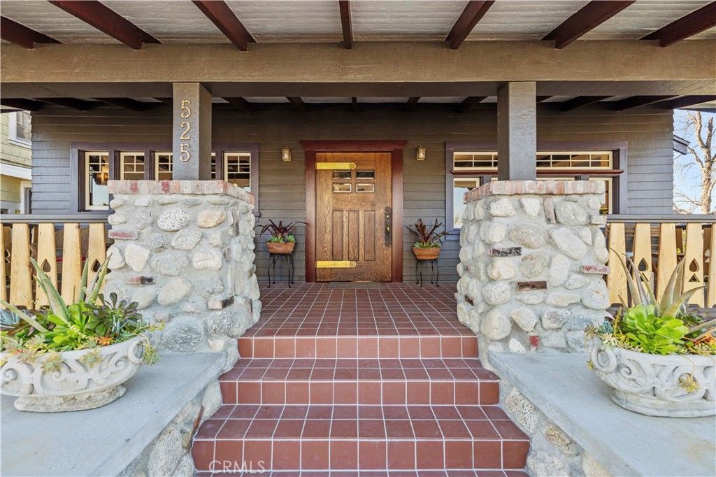 Photo of 525 Nolden St, Los Angeles, CA 90042 (MLS # PF26010658)