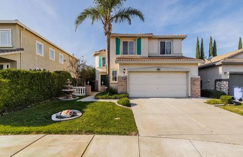 Photo of 573 Veneto Court Ct, Tracy, CA 95377 (MLS # 41120631)