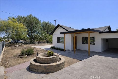 Photo of 420 W K Street, Colton, CA 92324 (MLS # IV26076555)