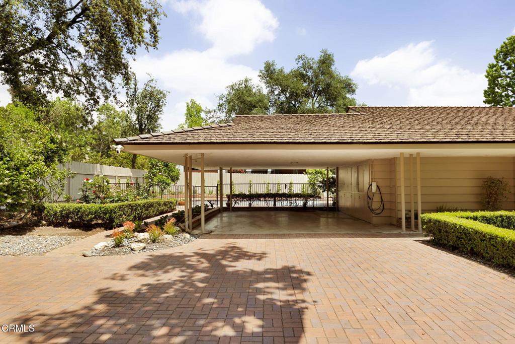 756 Linda Vista Avenue