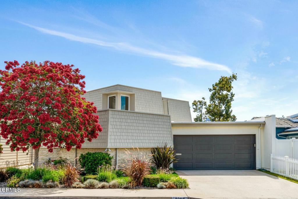 4008 Mariner Circle