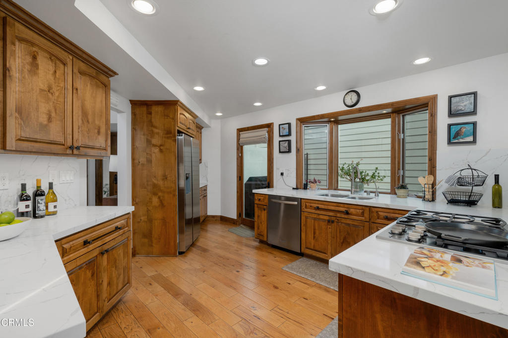 4008 Mariner Circle