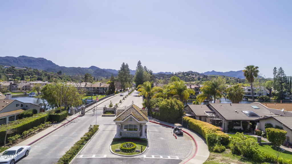 4008 Mariner Circle