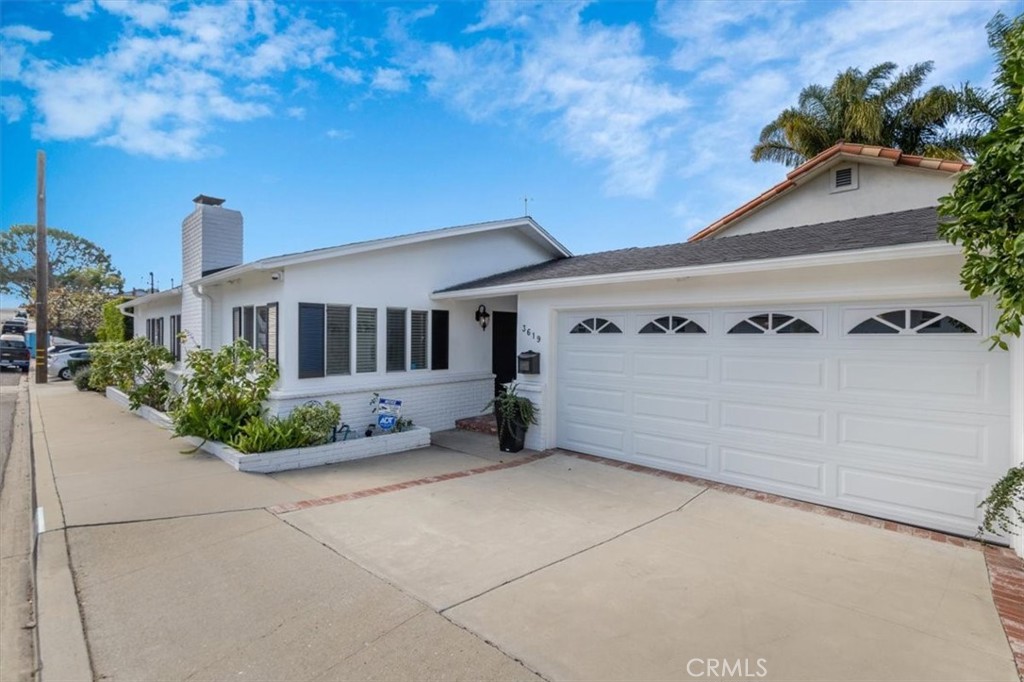 3619 N Poinsettia Avenue