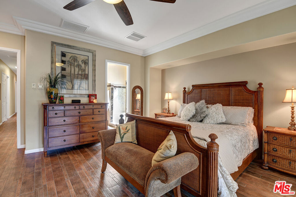 Versailles - Residential Lease